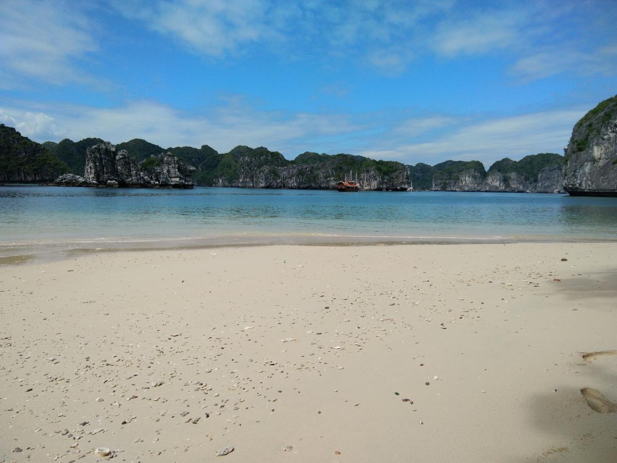 Anh Thuan Hotel 1 Cat Ba Island Εξωτερικό φωτογραφία
