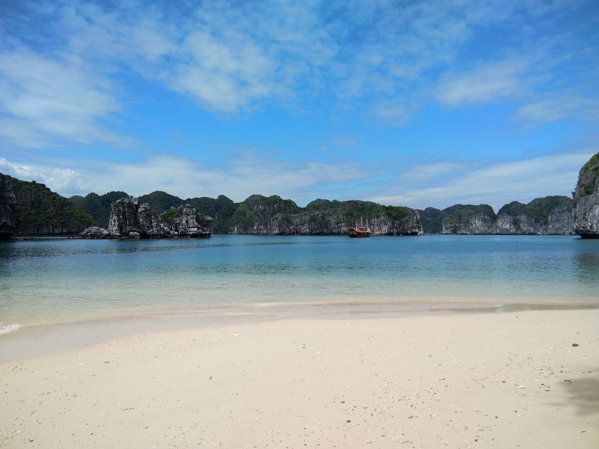 Anh Thuan Hotel 1 Cat Ba Island Εξωτερικό φωτογραφία